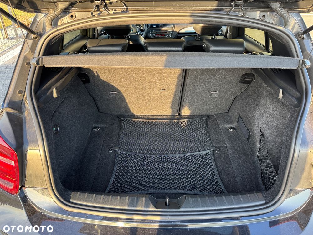 BMW Seria 1 120d Sport-Aut Sport Line - 29