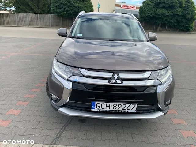 Mitsubishi Outlander 2.0 Intense + 2WD - 3