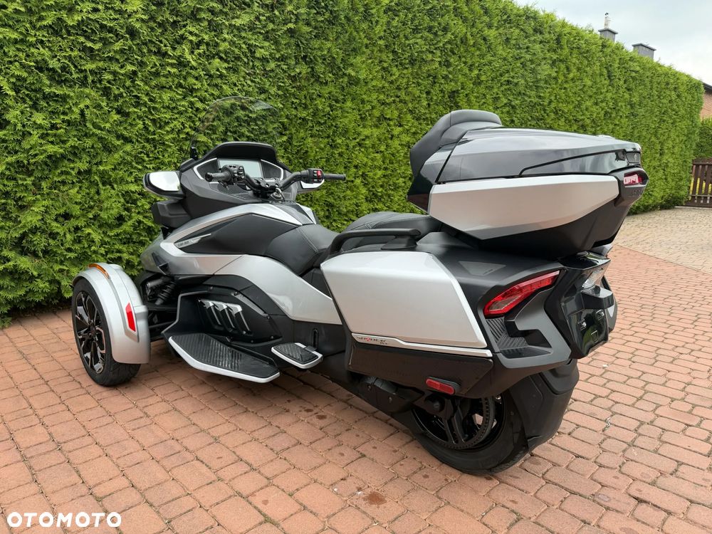 Can-Am Spyder - 5