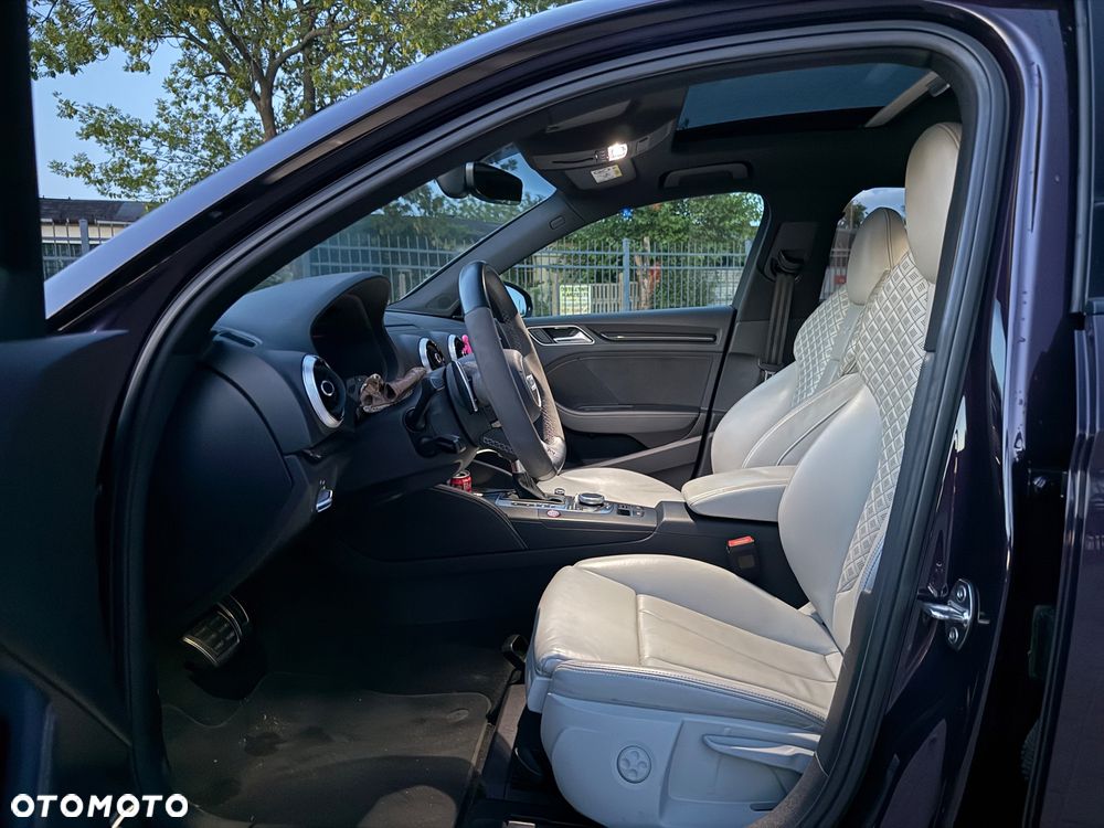 Audi RS3 Sportback - 20