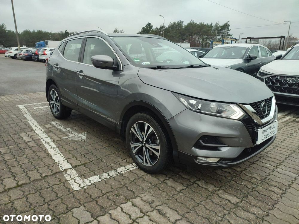 Nissan Qashqai 1.3 DIG-T N-Connecta EU6d - 17