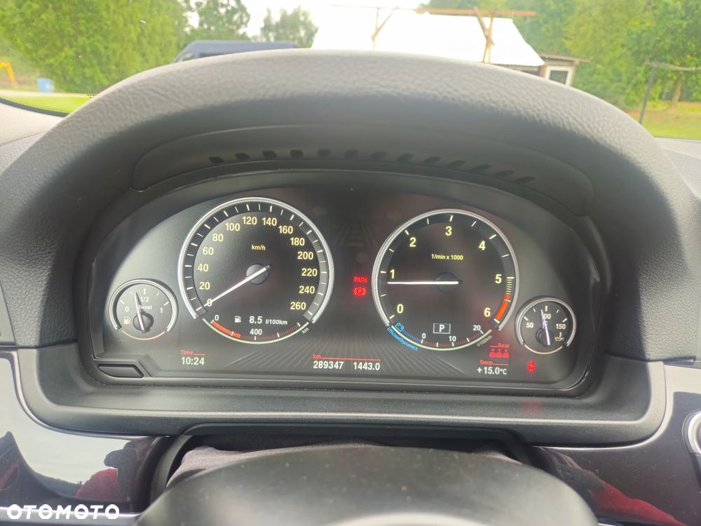 BMW Seria 5 525d xDrive - 19