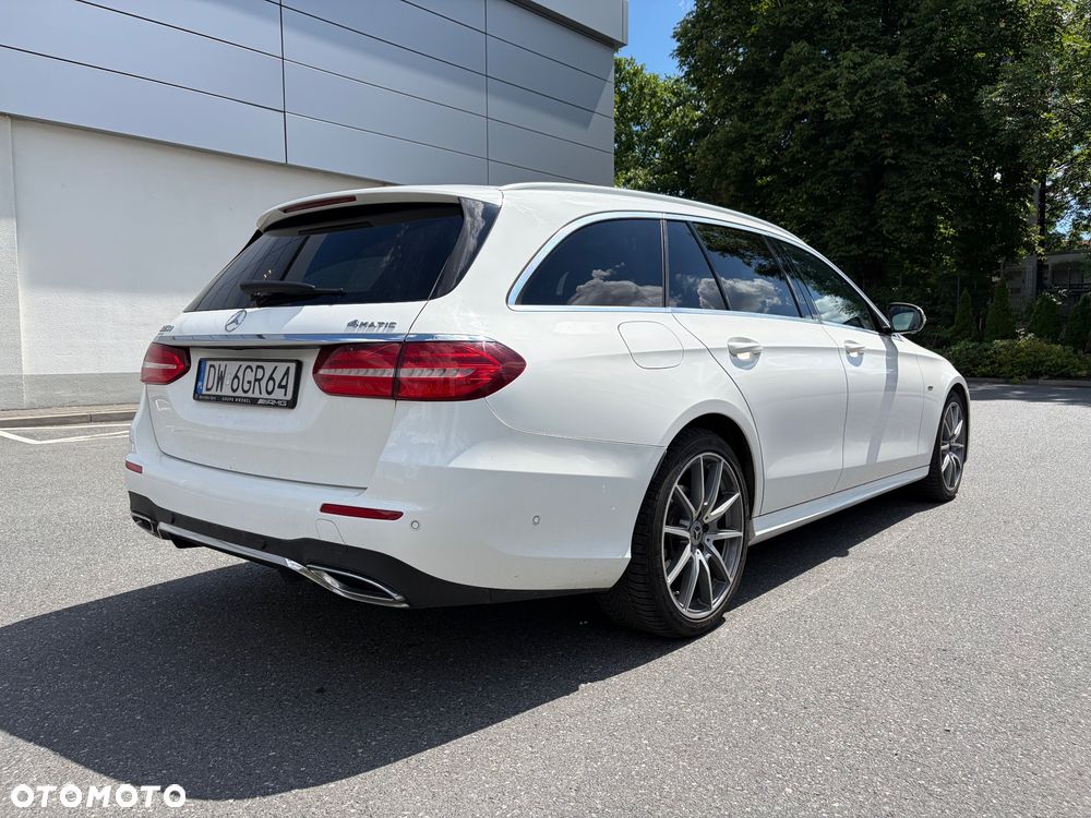 Mercedes-Benz Klasa E 220 d 4-Matic AMG - 11