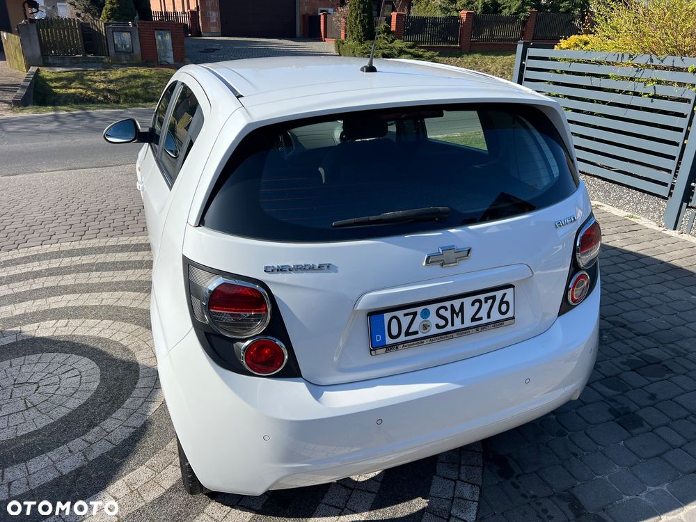 Chevrolet Aveo 1.6 LTZ - 9