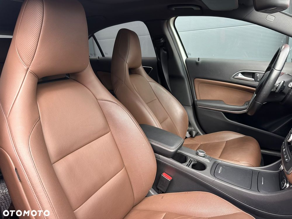 Mercedes-Benz Klasa A 180 CDI 7G-DCT AMG Line - 10
