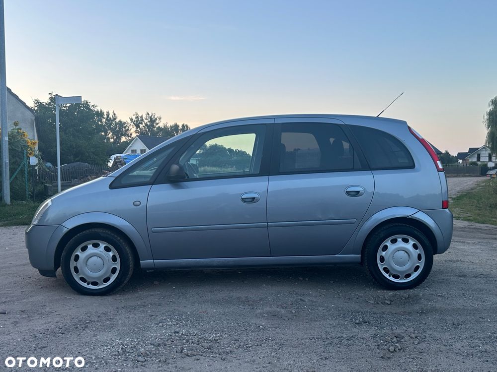 Opel Meriva 1.6 16V (Essentia) - 5