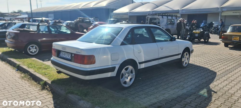 Audi 100 2.3 E - 6