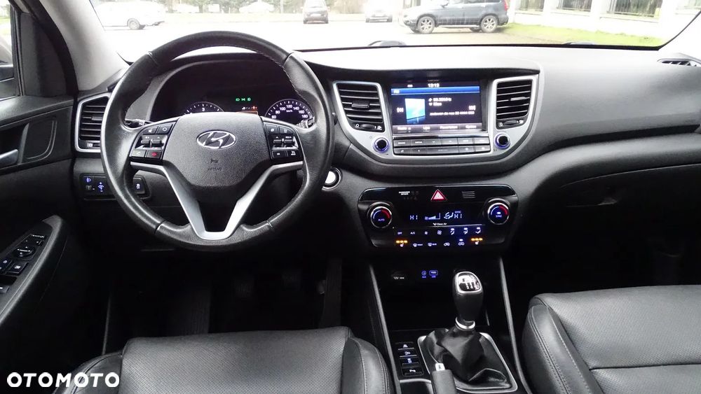 Hyundai Tucson 2.0 CRDI BlueDrive GO 2WD - 10