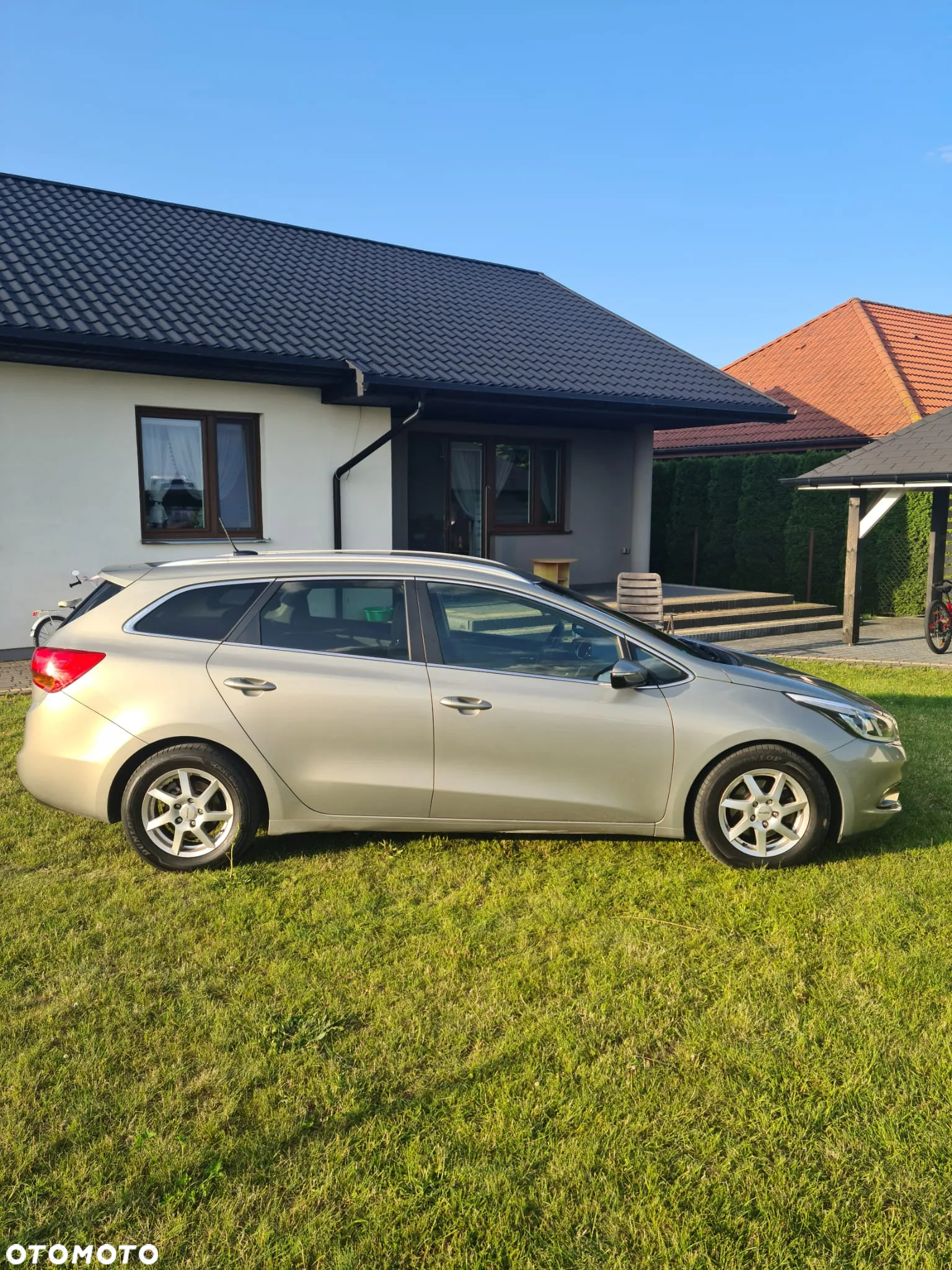 Kia Ceed - 8