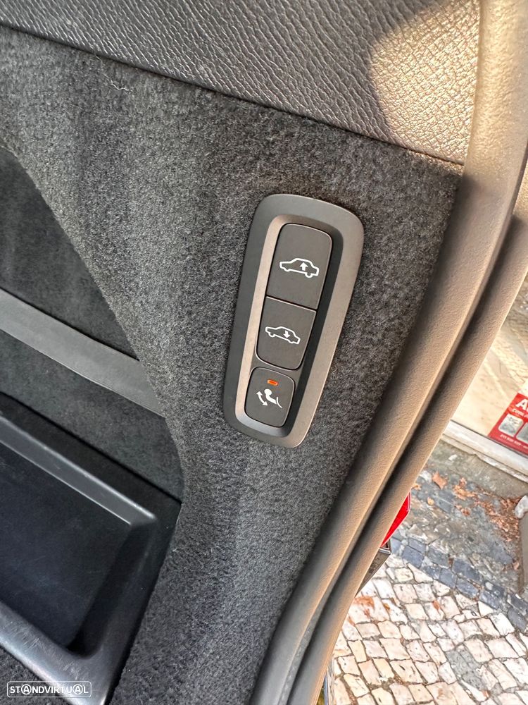 Volvo XC 90 2.0 T8 PHEV Excellence AWD - 20