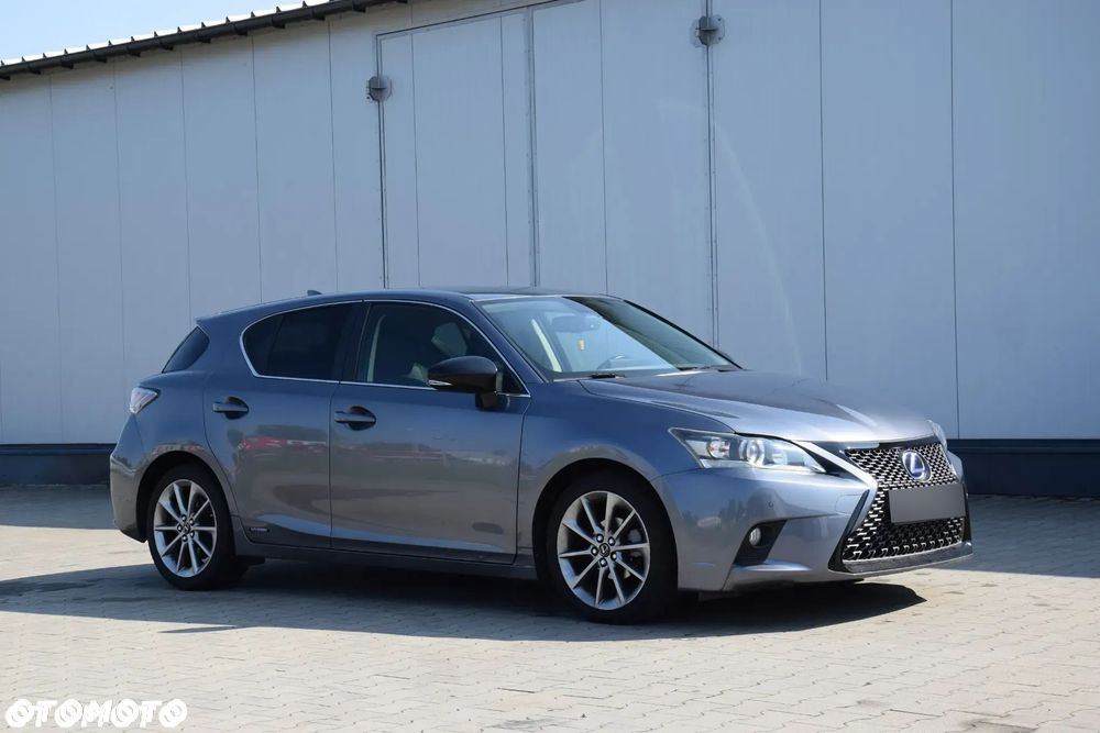 Lexus CT 200h Elite - 2
