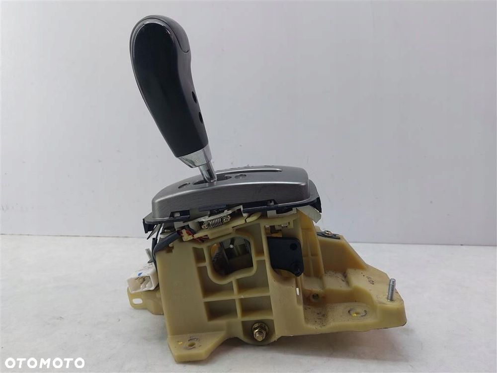 Mechanizm zmiany biegów lewarek Kia Sorento I 2002-2009 3,5 V6 BENZYNA - 4