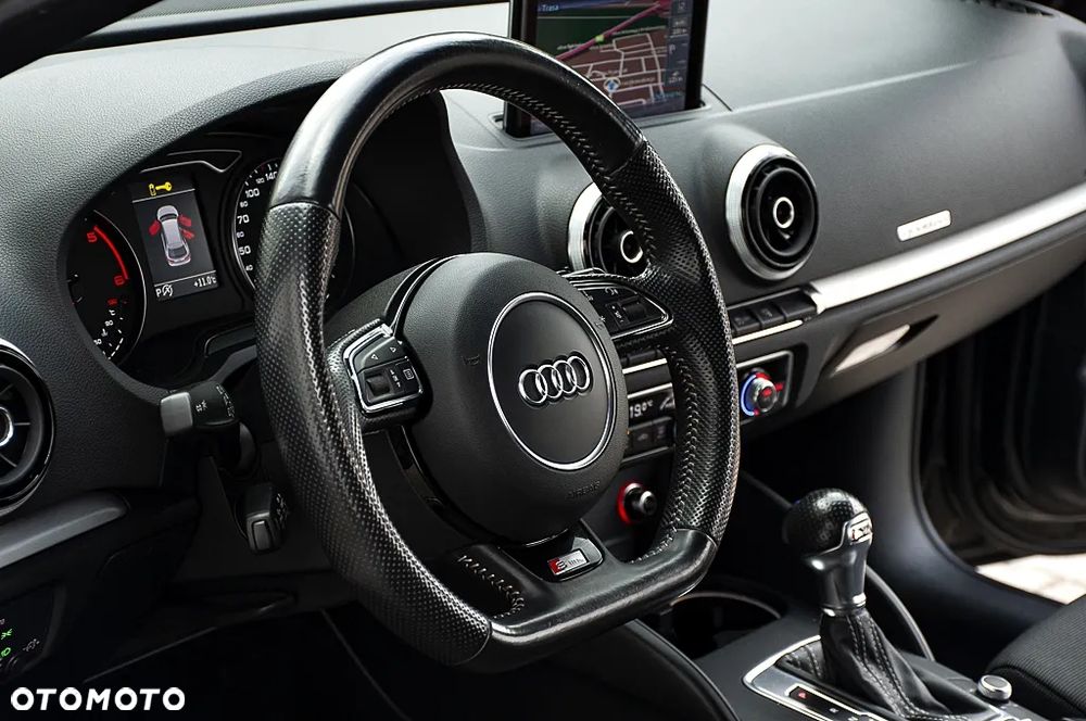 Audi A3 Sportback 2.0 TDI (clean diesel) quattro S tronic S line Sportpaket - 38