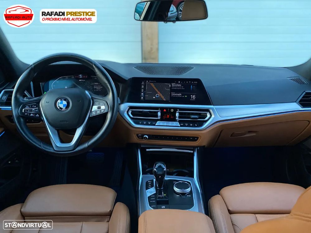 BMW 330 e Aut. Luxury Line - 25