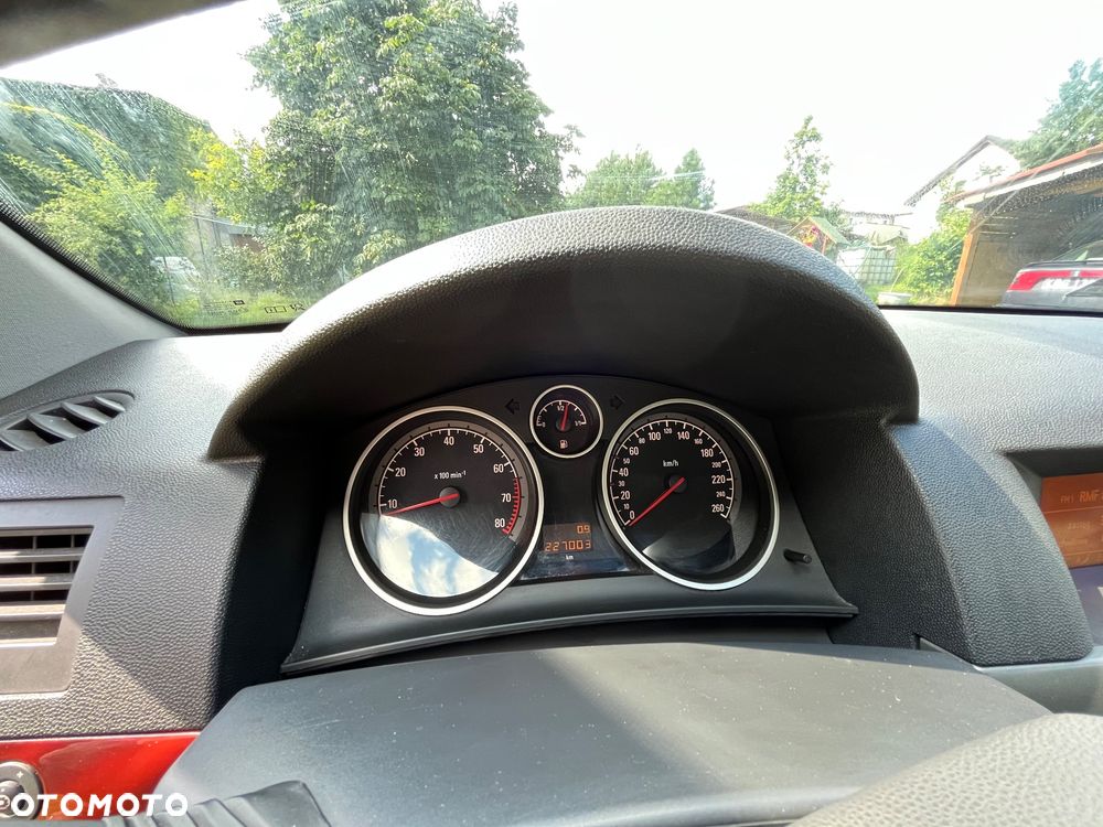 Opel Astra 1.6 Cosmo - 19
