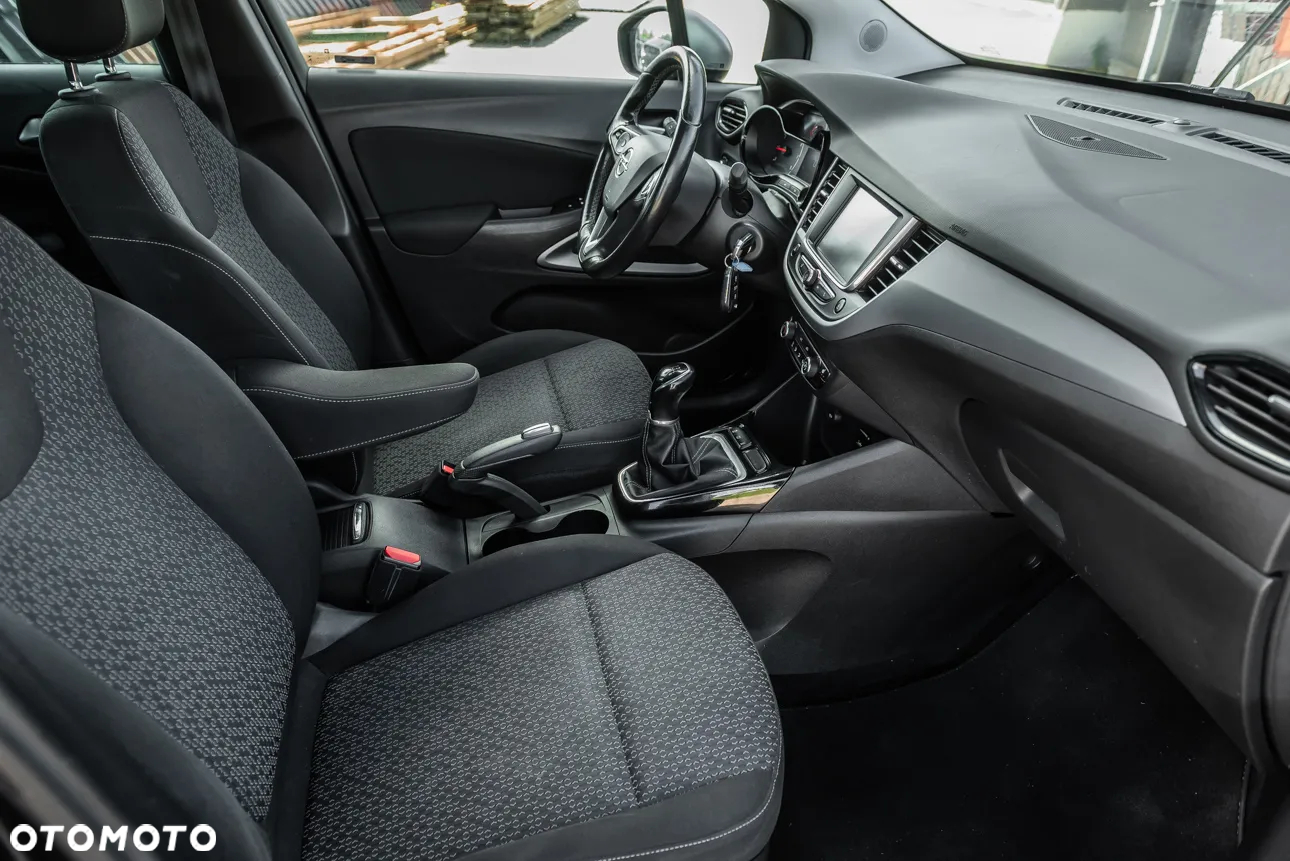 Opel Crossland X - 30