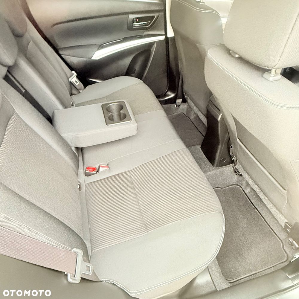 Suzuki S-Cross - 23