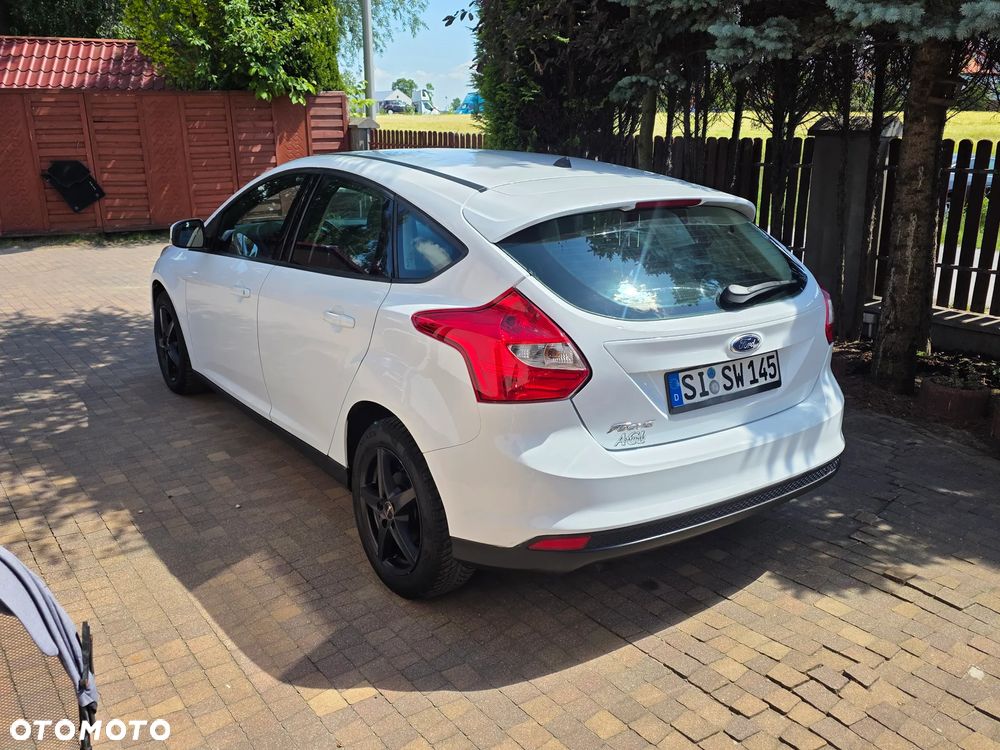 Ford Focus 1.6 TI-VCT Ambiente - 8