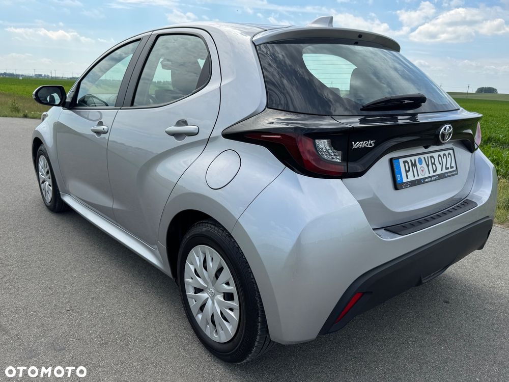 Toyota Yaris - 14