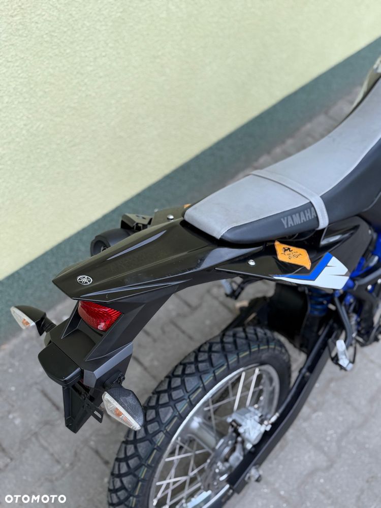 Yamaha WR - 12