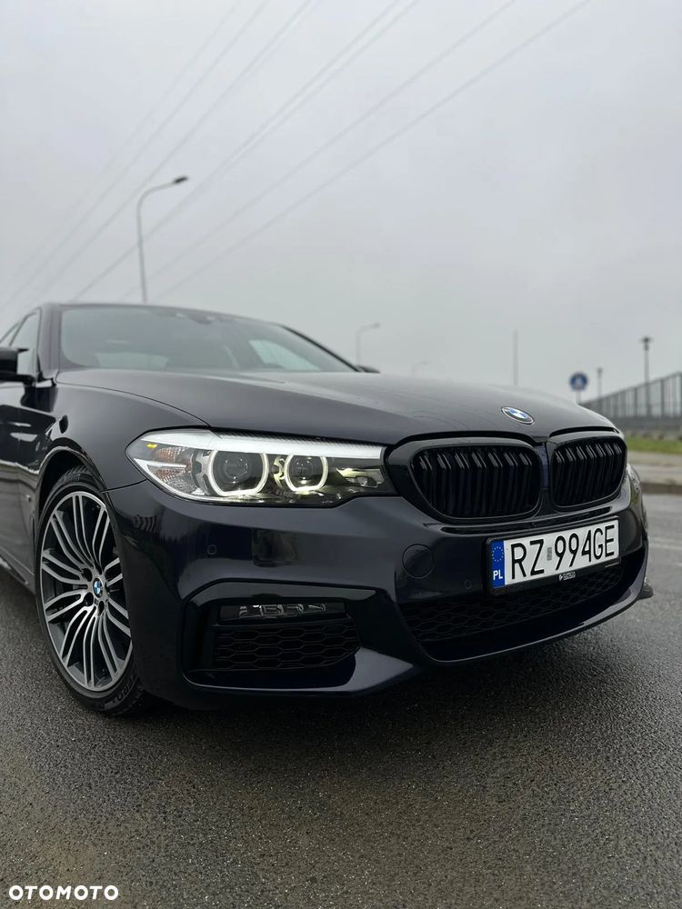 BMW Seria 5 540i xDrive Sport Line - 11