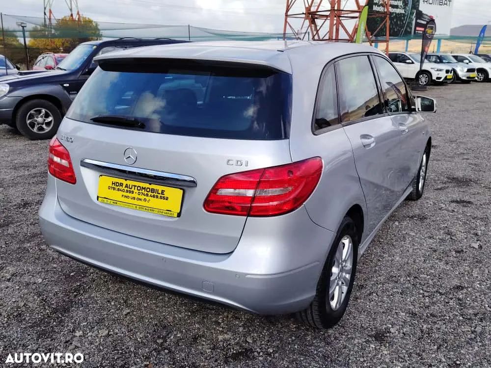 Mercedes-Benz B 180 CDI (BlueEFFICIENCY) - 19
