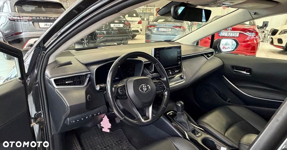 Toyota Corolla - 15