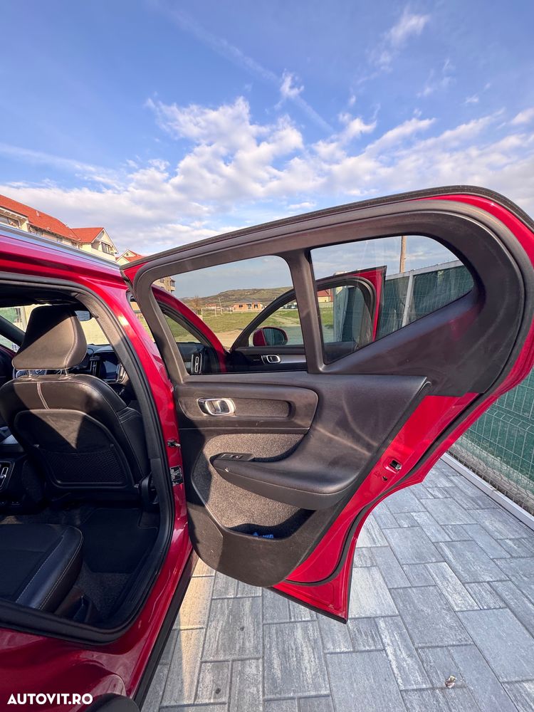 Volvo XC 40 D3 AWD Momentum Pro - 13