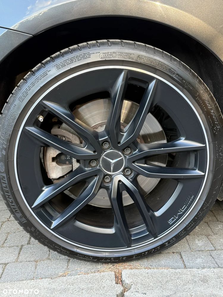 Mercedes-Benz Klasa E AMG 53 4-Matic+ 9G-TRONIC - 16