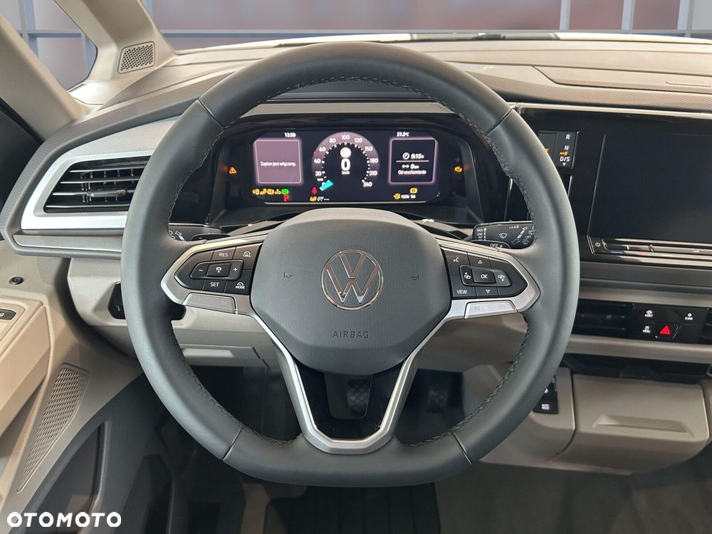 Volkswagen Multivan - 20