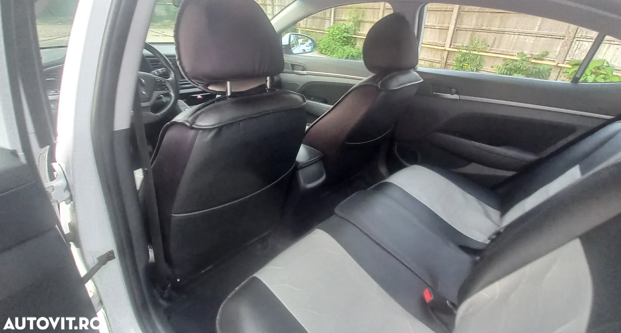 Hyundai Elantra 1.6 MPi Highway - 12