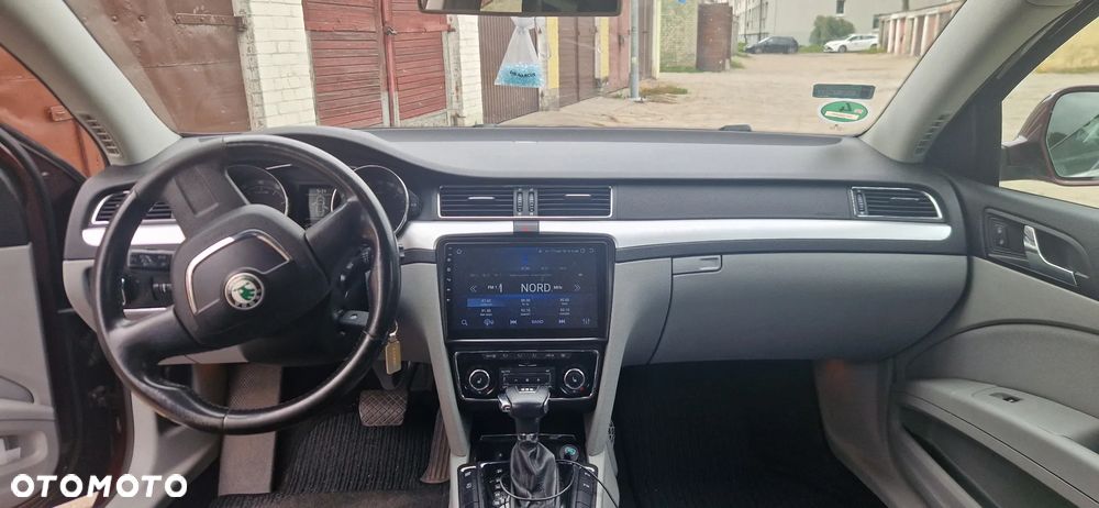 Skoda Superb 1.8 TSI Ambition DSG - 7