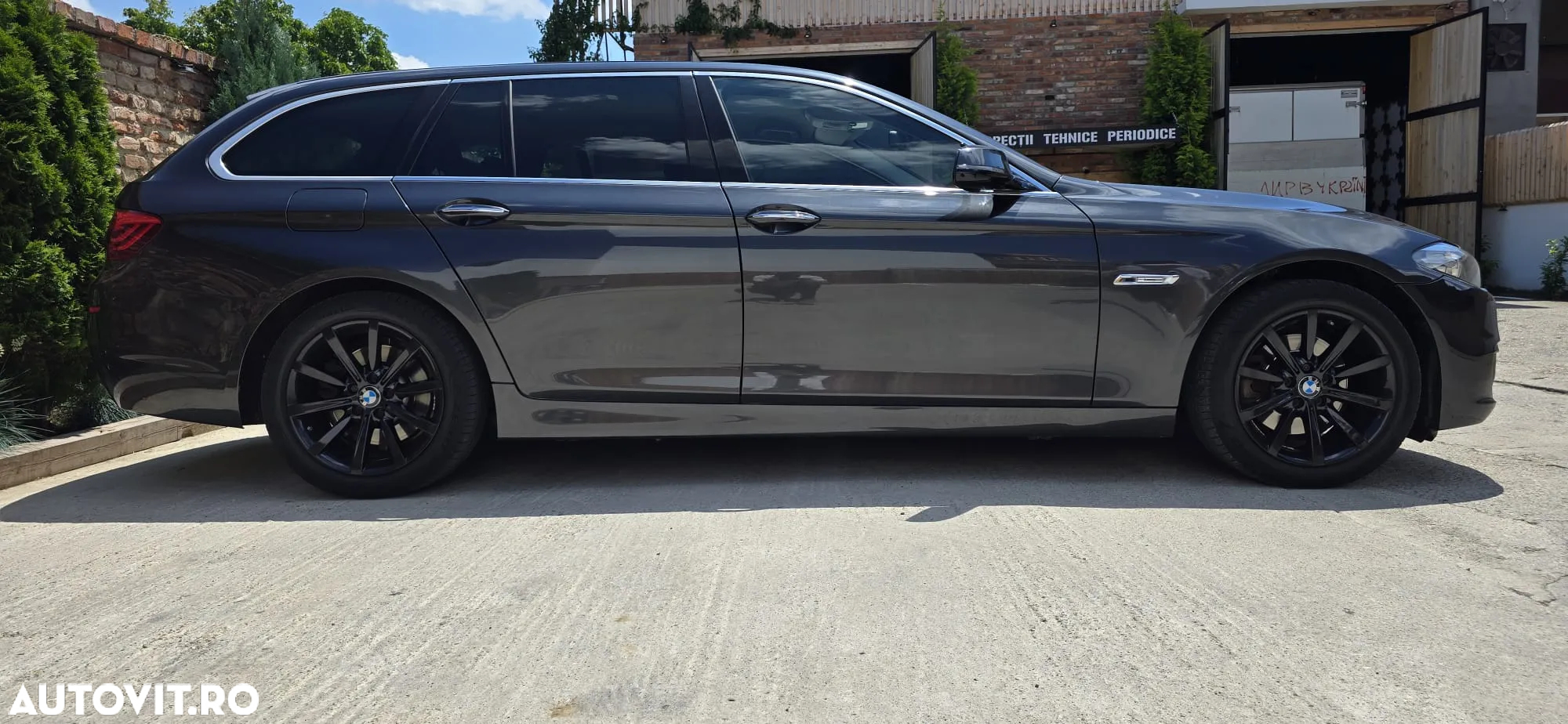 BMW Seria 5 520d xDrive Touring Aut. Luxury Line - 19