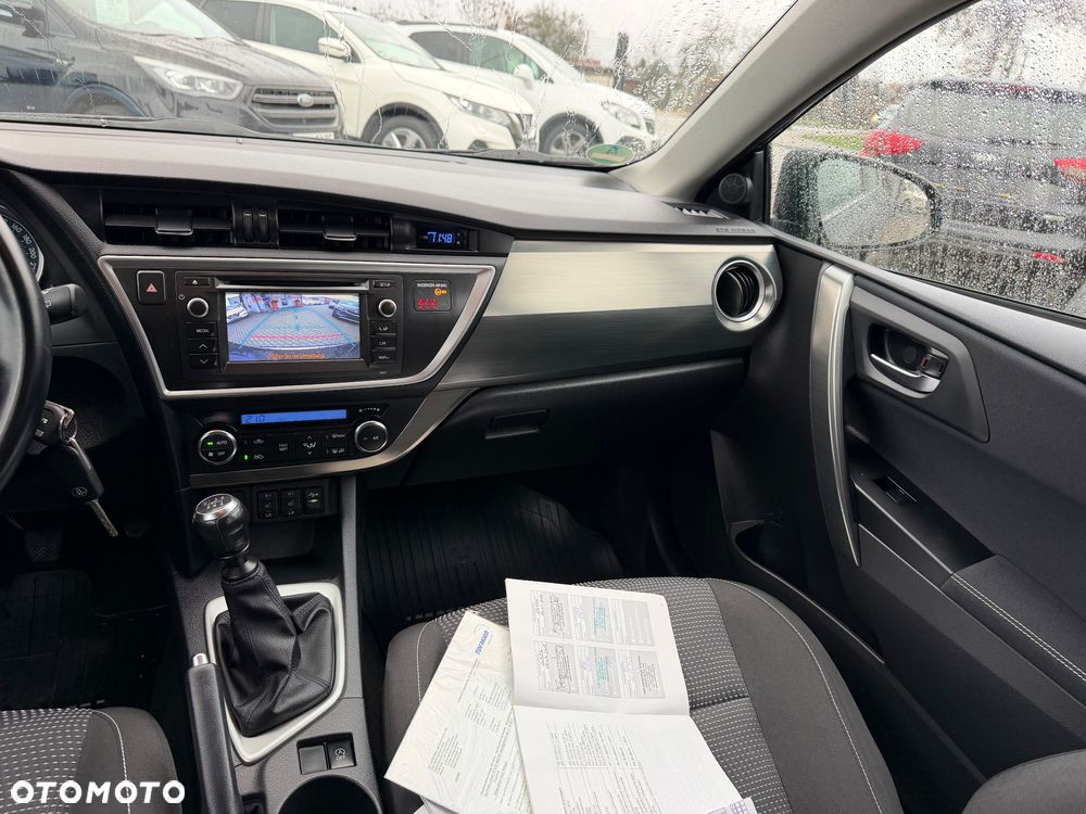 Toyota Auris 2.0 D-4D Edition - 14