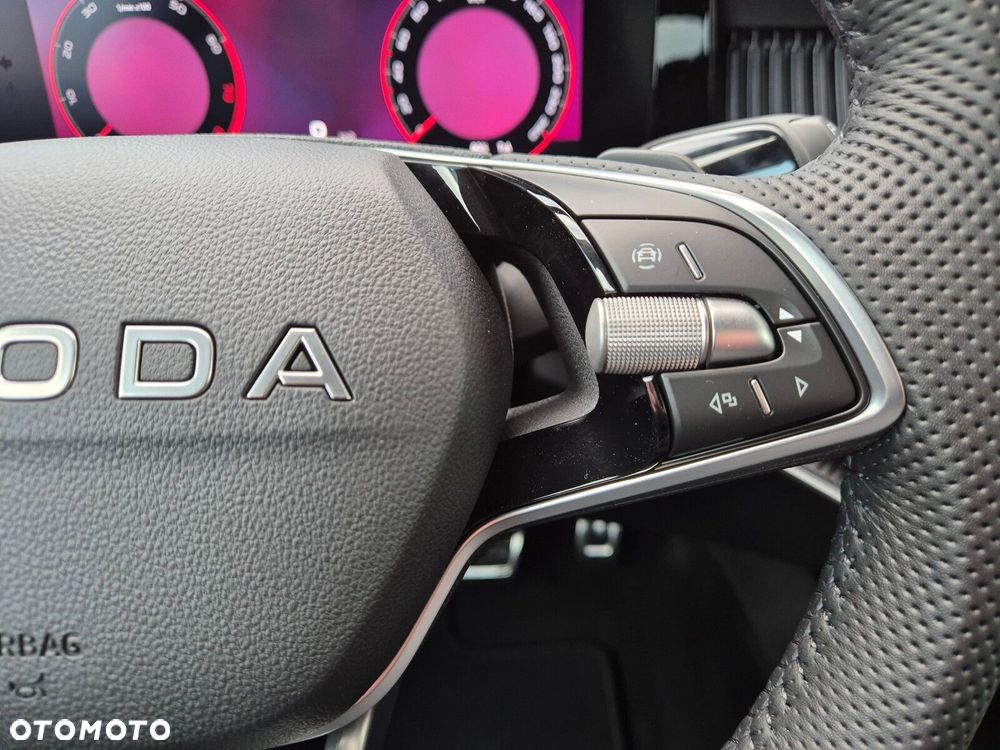 Skoda Superb 2.0 TSI Sportline DSG - 36