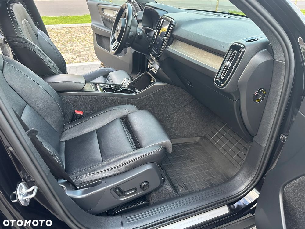 Volvo XC 40 D4 AWD Geartronic Inscription - 23