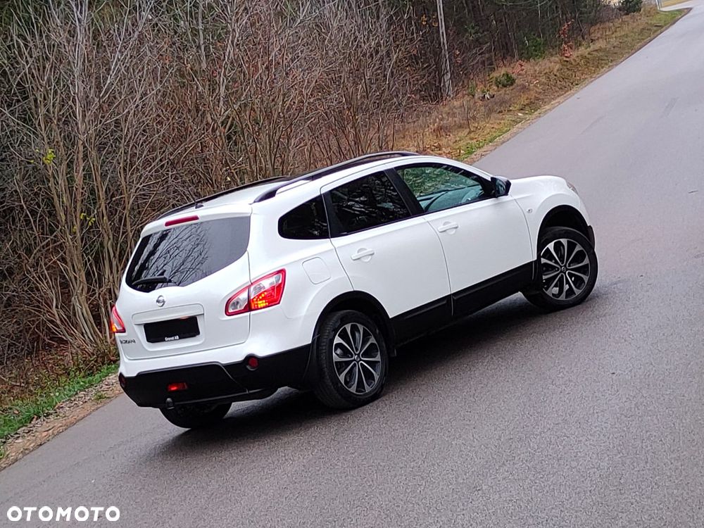 Nissan Qashqai+2 2.0 360 - 8