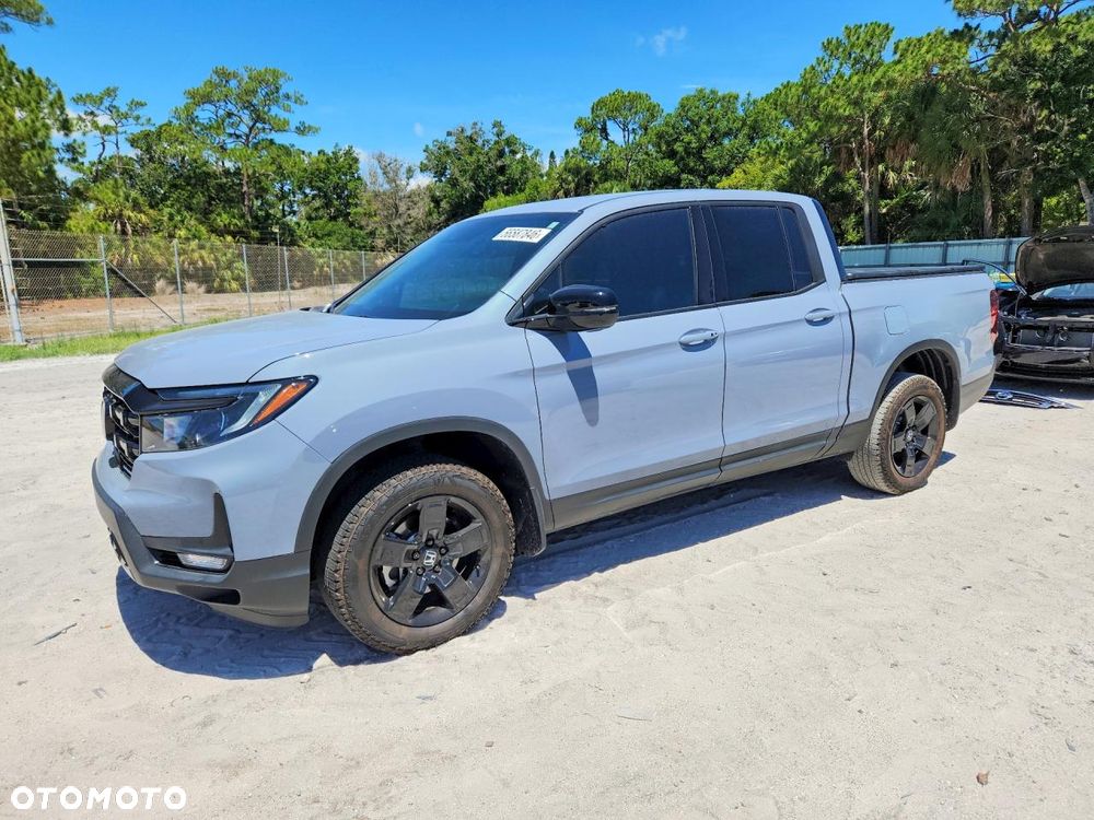 Honda Ridgeline - 1