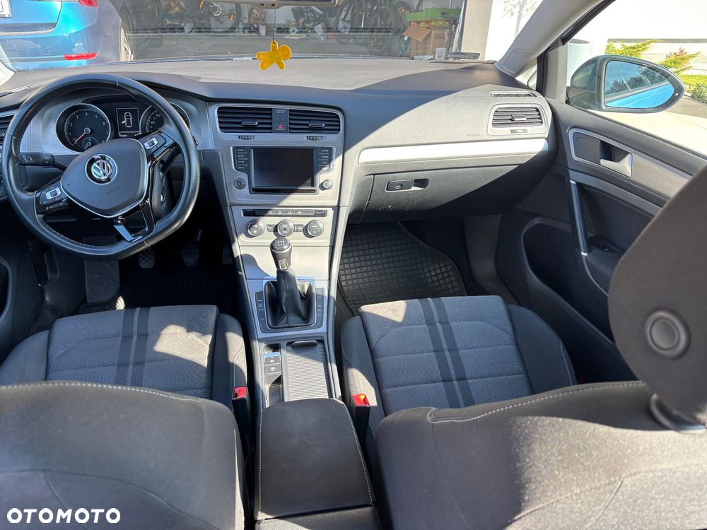 Volkswagen Golf 1.4 TSI BMT Comfortline - 12