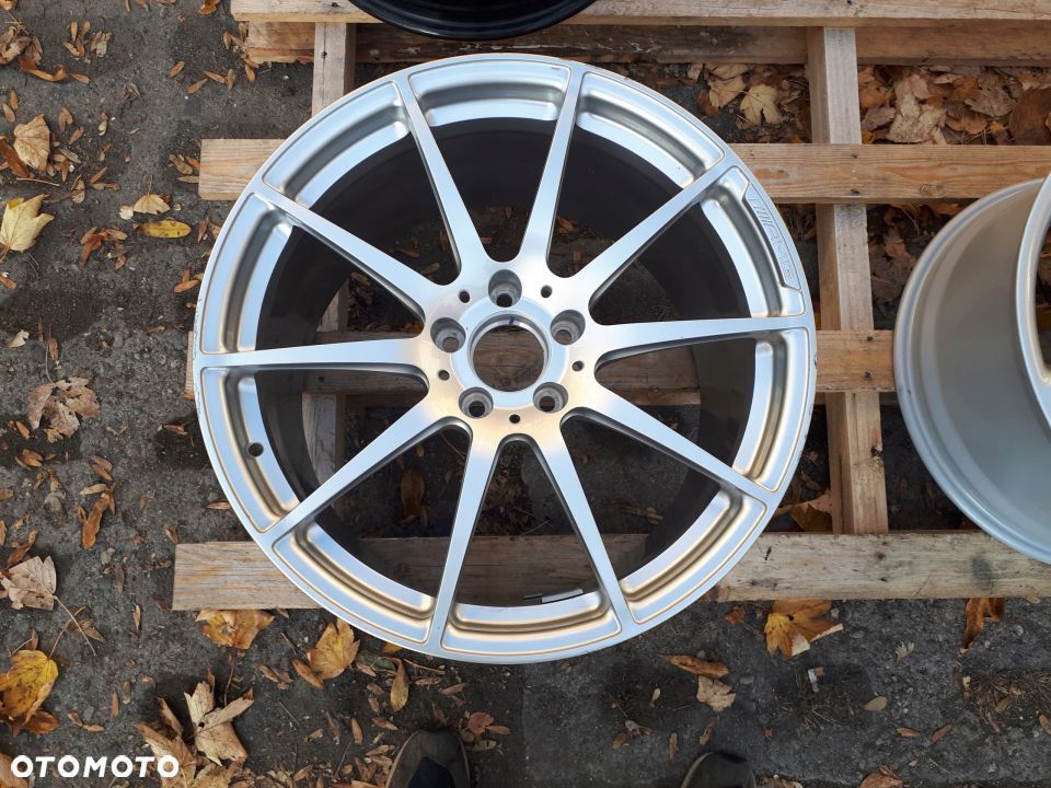 ORYG. MERCEDES AMG GT A190 190 11J ET68 541 - 1