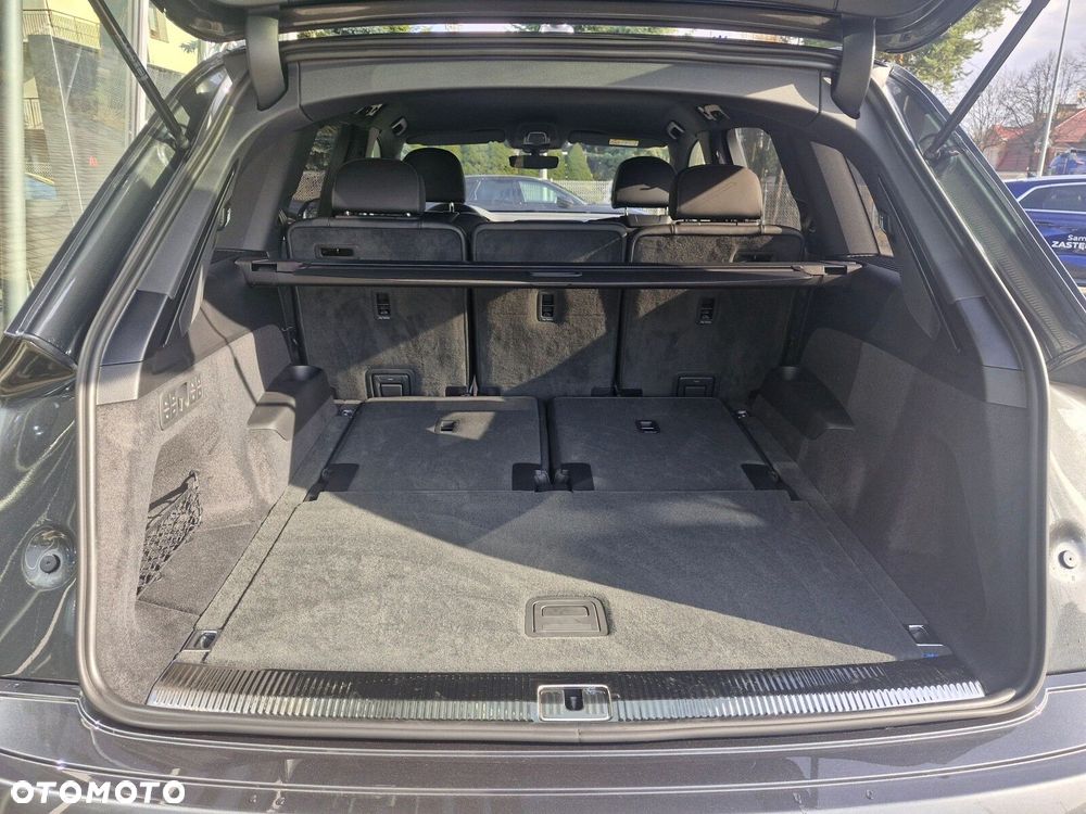 Audi Q7 - 16