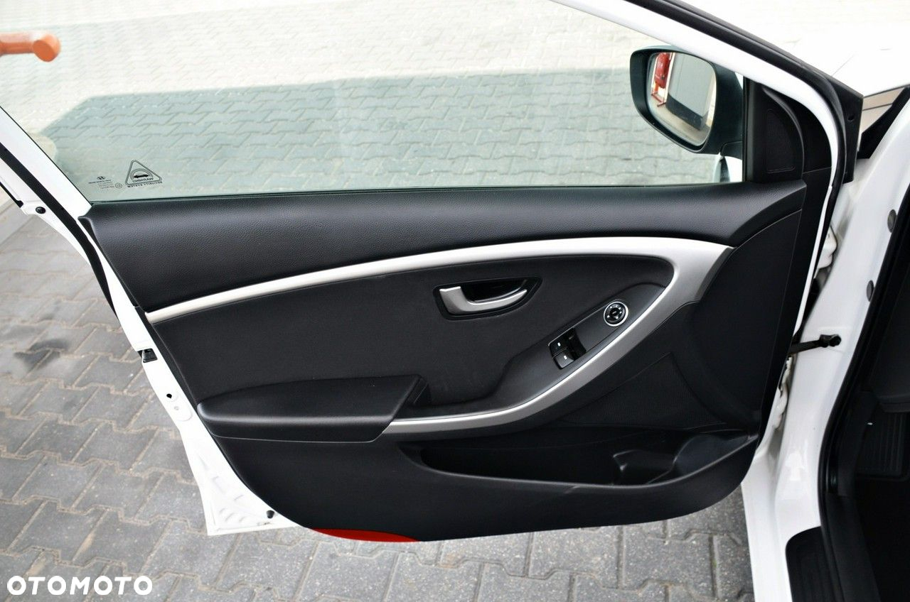Hyundai i30 - 14