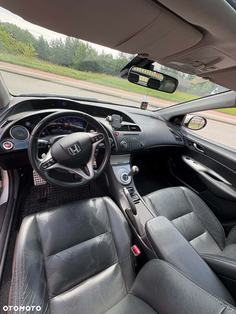 Honda Civic 1.8 Executive - 14