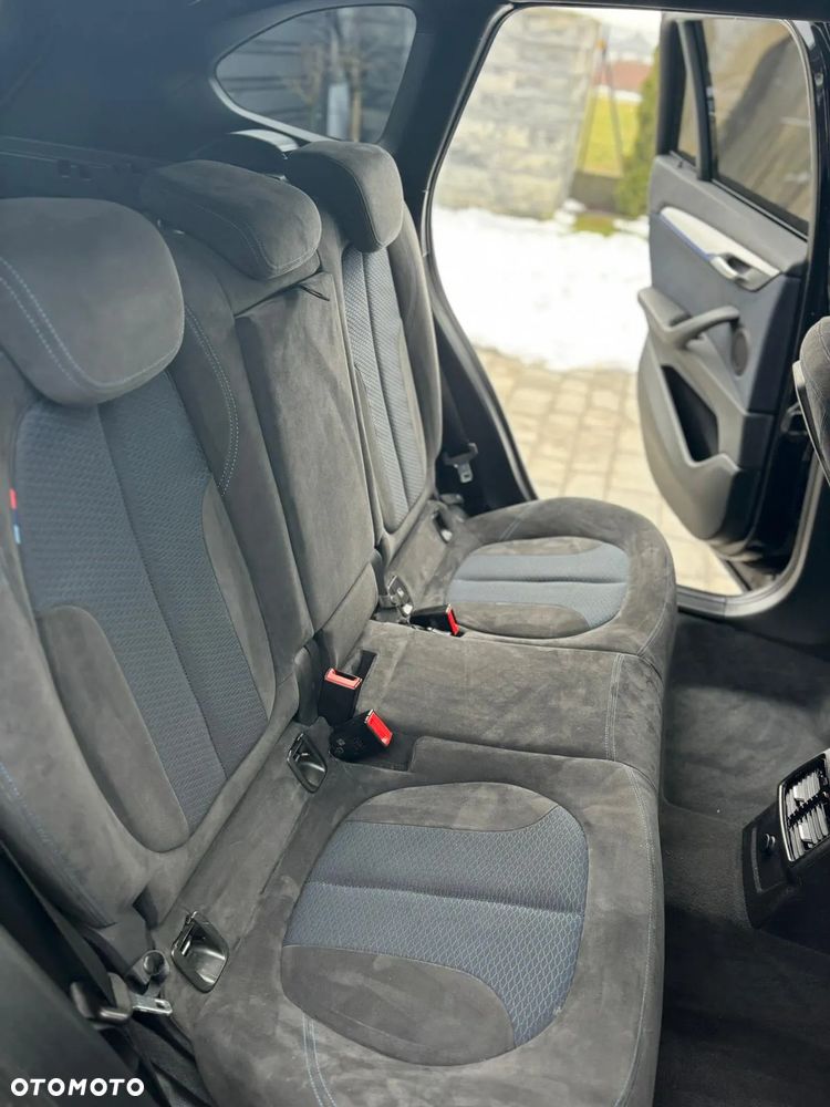 BMW X1 xDrive20i M Sport sport - 16