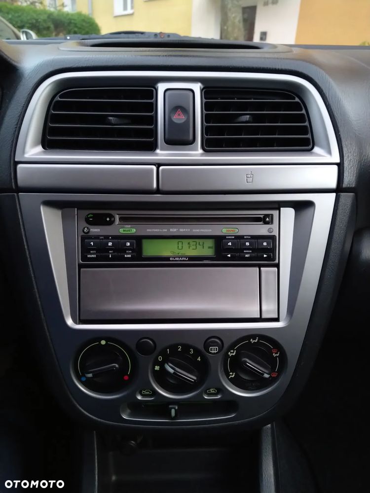 Subaru Impreza Kombi 1.6 TS - 6