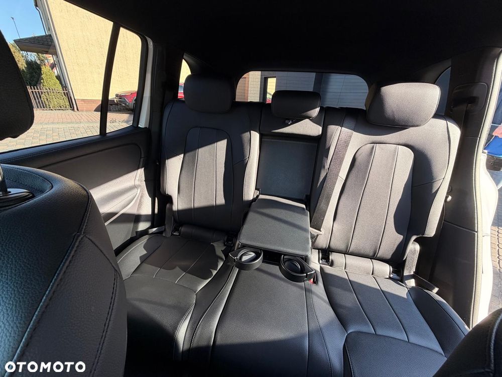 Mercedes-Benz EQB 250 66.5kWh AMG - 10