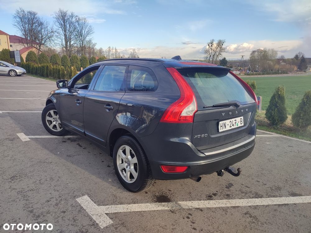 Volvo XC 60 D3 Momentum - 12