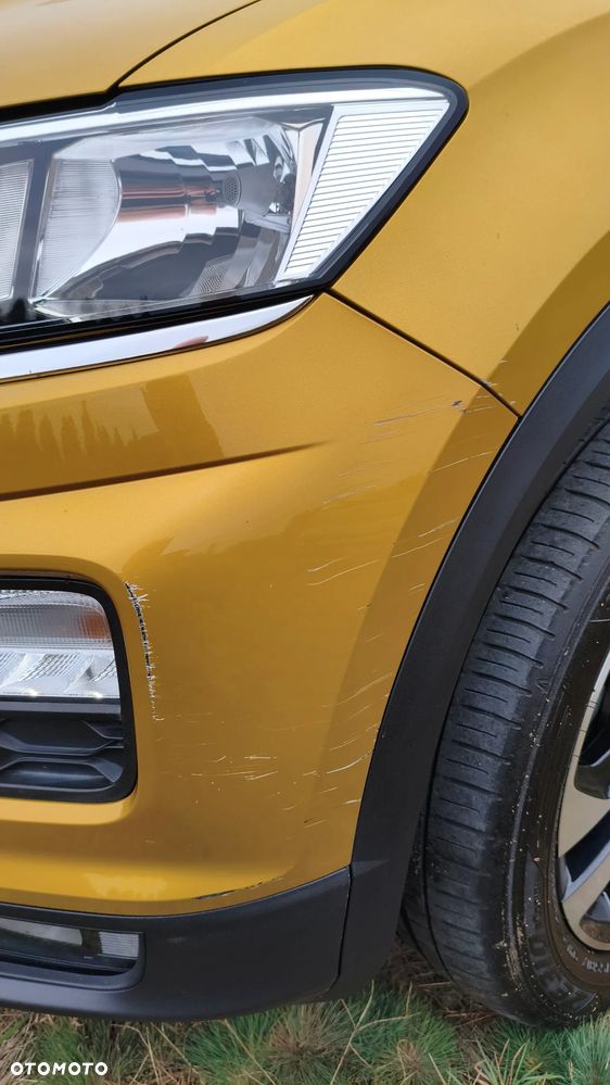 Volkswagen T-Roc - 17