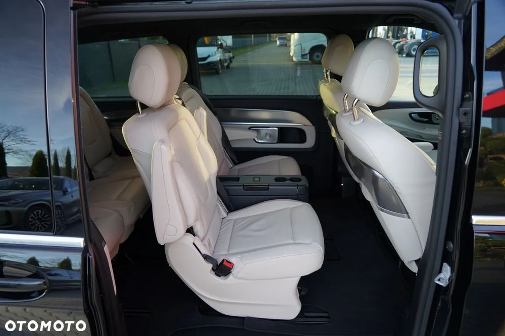 Mercedes-Benz Klasa V 300 d 4-Matic 9G-Tronic (d³ugi) - 31