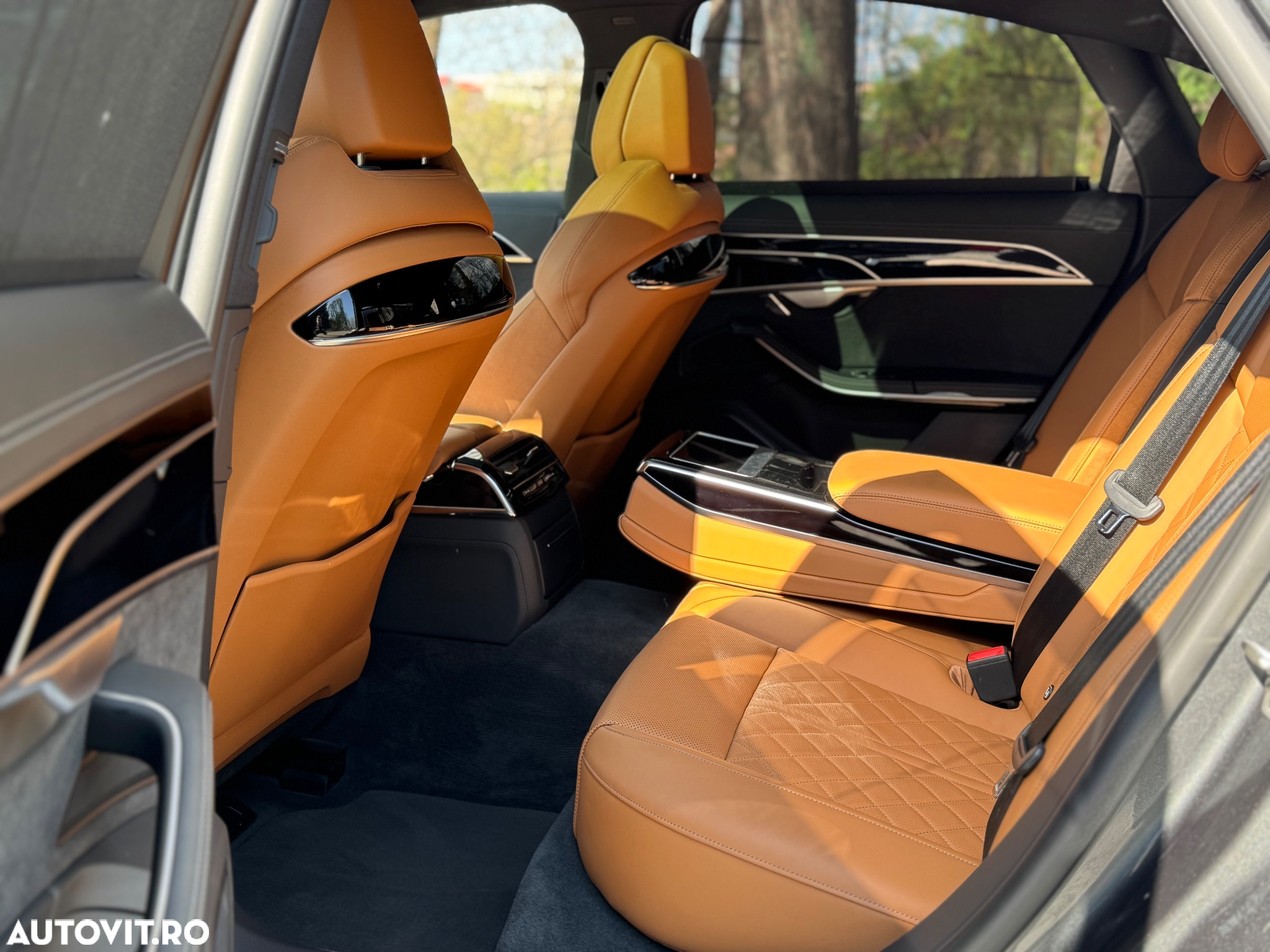 Audi A8 55 TFSI quattro Tiptronic MHEV - 15